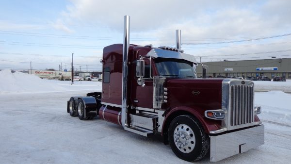 Peterbilt 589 rouge vin