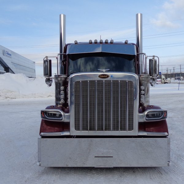 Peterbilt 589 rouge vin