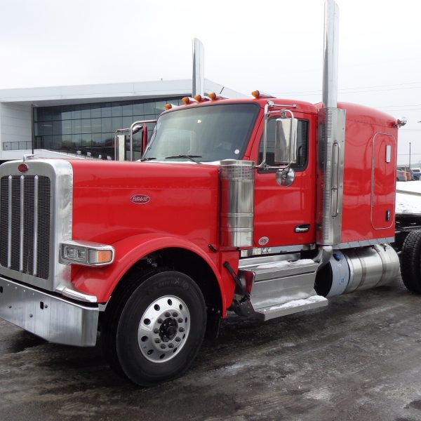 2025 Peterbilt 589