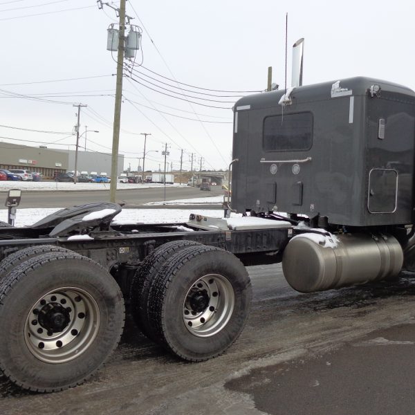 2025 Peterbilt 589 14,6 x 46 000 lbs FULL LOCK