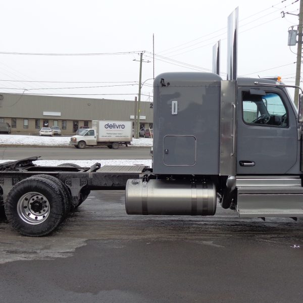 2025 Peterbilt 589 14,6 x 46 000 lbs FULL LOCK