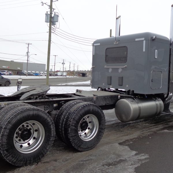 2025 Peterbilt 589 14,6 x 46 000 lbs FULL LOCK