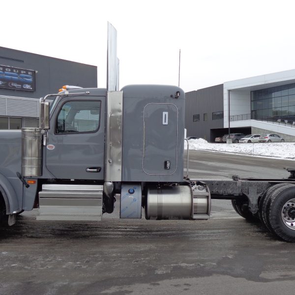 2025 Peterbilt 589 14,6 x 46 000 lbs FULL LOCK