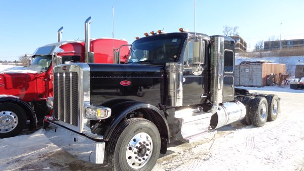 2025 Peterbilt 589