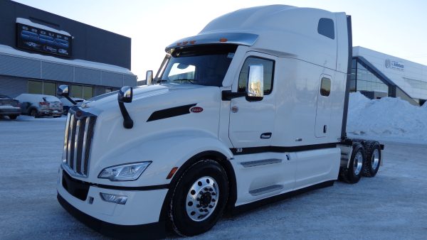 2026 Peterbilt 579 PRIX TRÈS COMPÉTITIF, LOT DE 6 CAMIONS