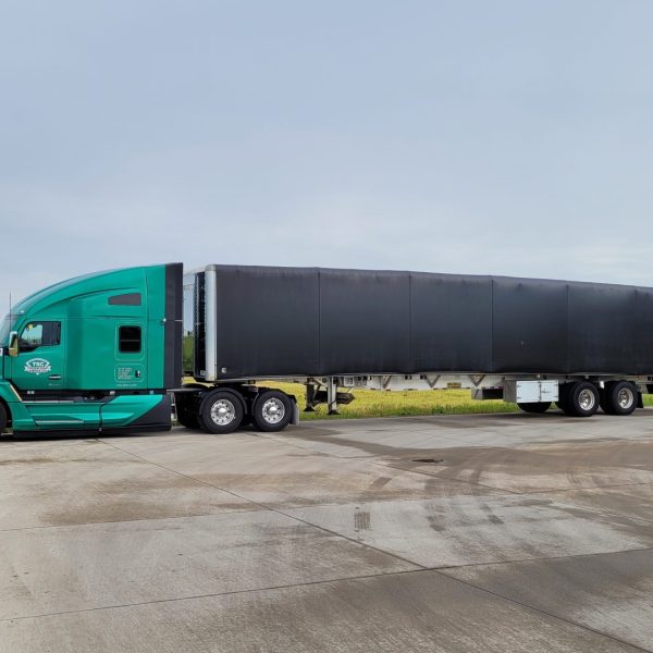 2023 Kenworth T680 TRÈS TRÈS PROPRE