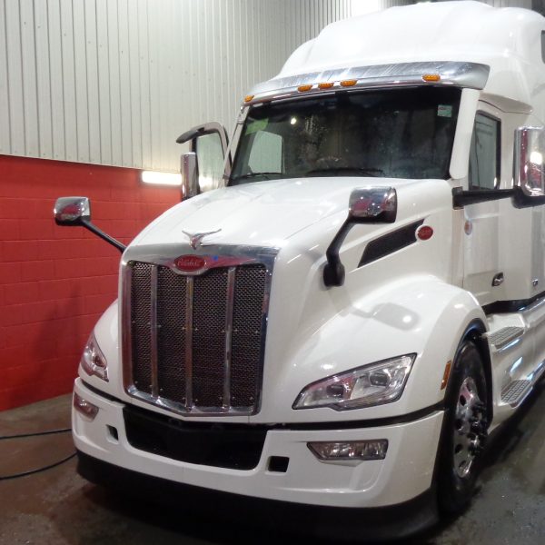 2026 Peterbilt 579 PRIX TRÈS COMPÉTITIF, LOT DE 6 CAMIONS