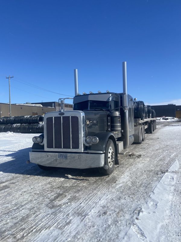 2020 Peterbilt 389 VERY CLEAN AND LOW MILLAGE